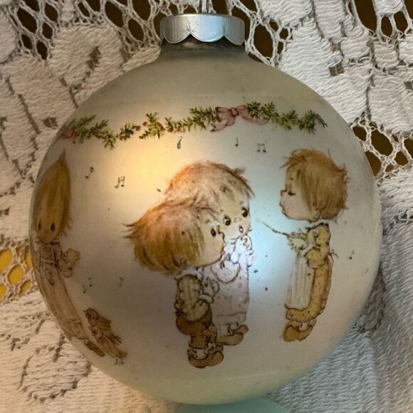 Hallmark Betsey Clark Glass Ornament 1974 Musicians Precious Moments 4” Vintage - Picture 3 of 5